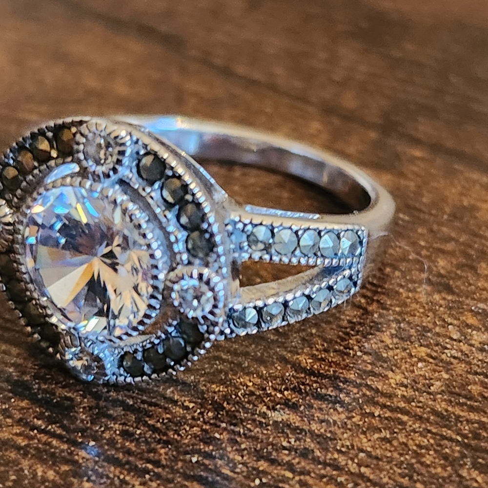 ​💍 VINTAGE 925 Thailand Marcasite CZ Halo Split Shank Ring - Picture 14 of 14